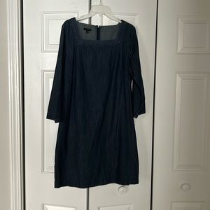 Talbots Denim size 10 dress with 2 pockets